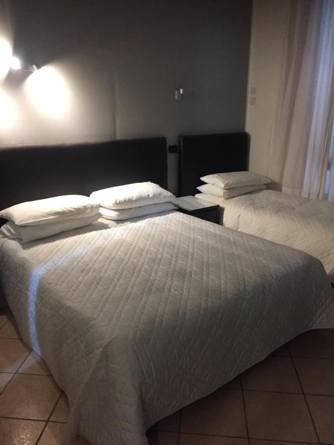 Hotel Da Battista Suzzara Zewnętrze zdjęcie